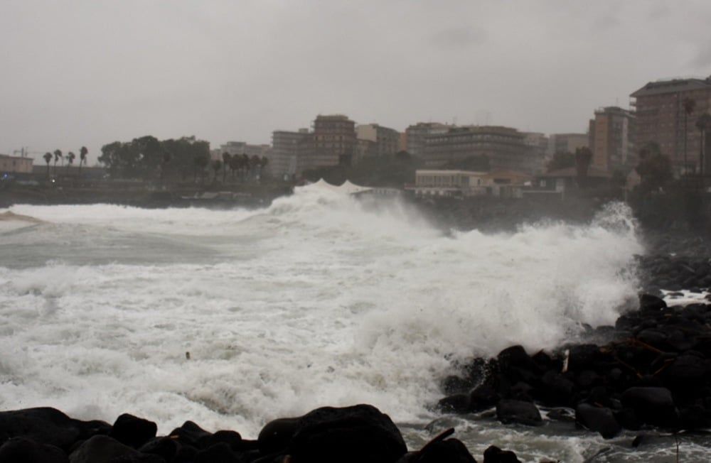 عاصفة إيطاليا (6)