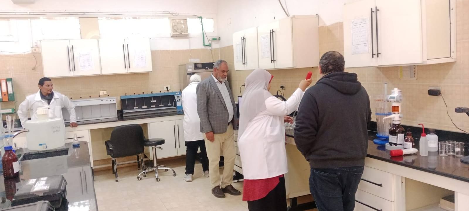 مياه الأقصر تحصل على تجديد الثقة للمعامل الحاصلة على شهادة الآيزو