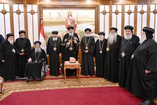 أحبار الكنيسة يستقبلون البابا تواضروس (8)