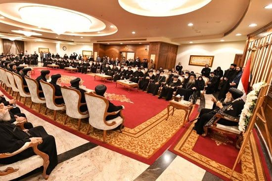 أحبار الكنيسة يستقبلون البابا تواضروس (6)