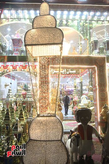 فانوس عملاق