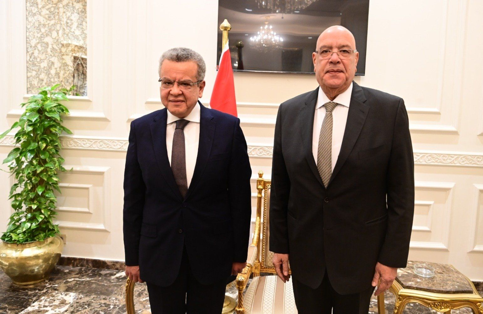 3b82aa55-f8cc-4f24-bf9c-d5793eaaab79 3b82aa55-f8cc-4f24-bf9c-d5793eaaab79