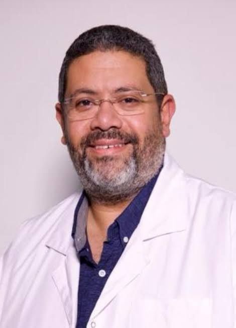 الدكتور أحمد الدماطي أستاذ كهربية القلب – كلية الطب جامعة القاهرة. الدكتور أحمد الدماطي أستاذ كهربية القلب – كلية الطب جامعة القاهرة.