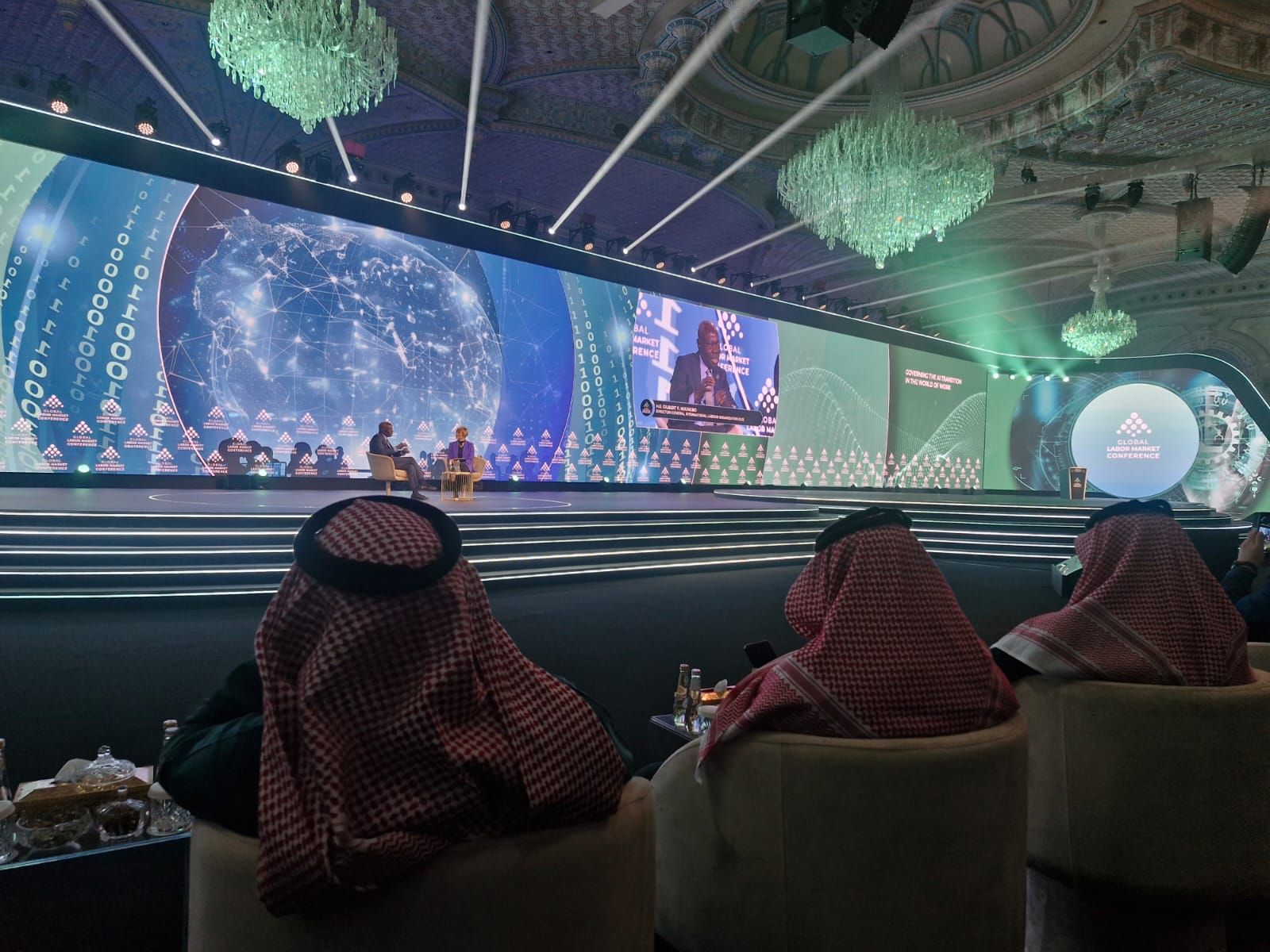 خلال المؤتمر الدولي لسوق العمل خلال المؤتمر الدولي لسوق العمل