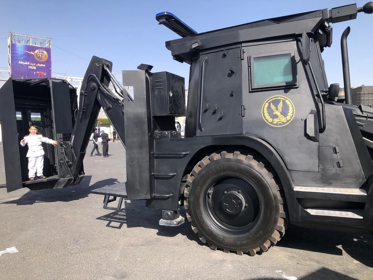 وزارة الداخلية تحتفل بعيد الشرطة رقم 74 وتبث الفرحة في وجوه الأطفال (5) وزارة الداخلية تحتفل بعيد الشرطة رقم 74 وتبث الفرحة في وجوه الأطفال (5)