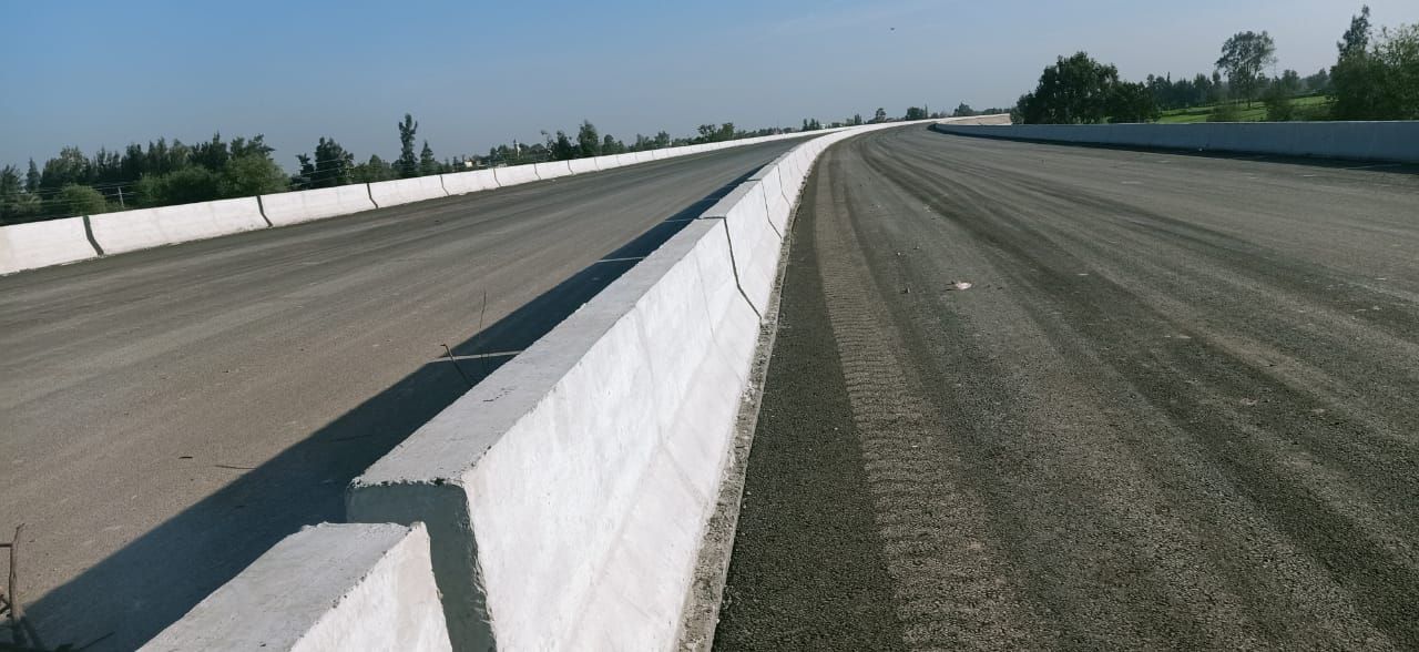 تطوير الطرق بكفر الشيخ