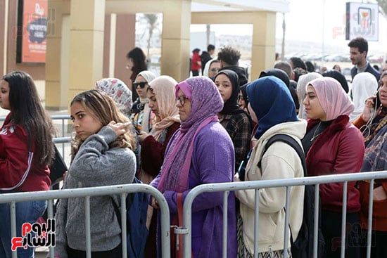 توافد مستمر للجمهور على المعرض توافد مستمر للجمهور على المعرض