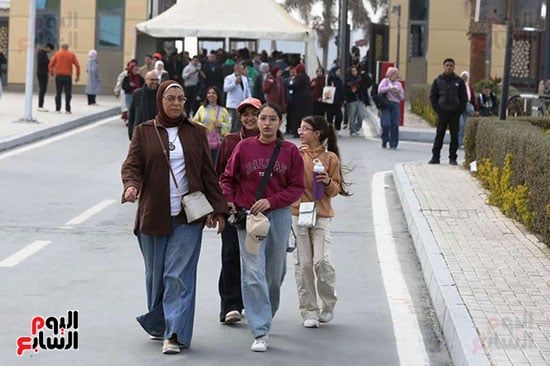اقبال واسع من العائلات والشباب اقبال واسع من العائلات والشباب