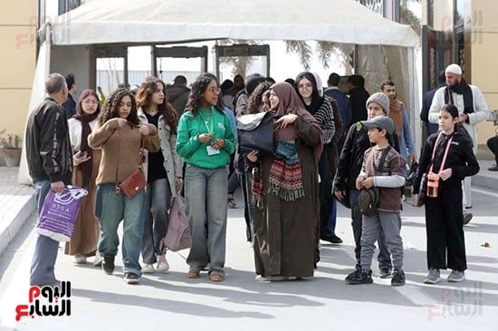 اقبال كبير على المعرض منذ الساعات الاولى اقبال كبير على المعرض منذ الساعات الاولى