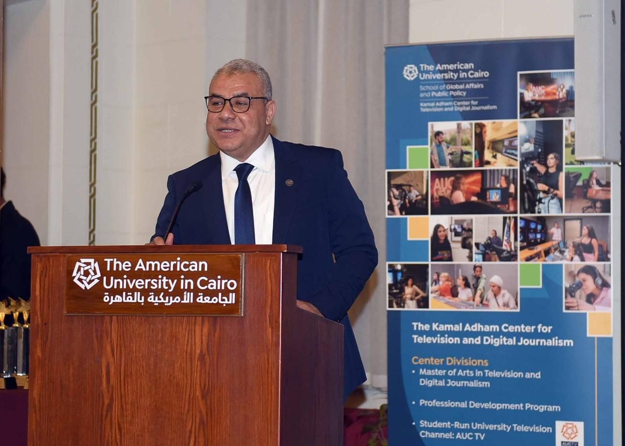 تكريم الكاتب الصحفي سمير عمر (3) تكريم الكاتب الصحفي سمير عمر (3)