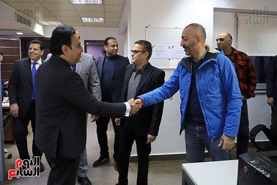 جولة أيمن محسب ومحمود سامى ومحمود الشويخ فى صالة تحرير اليوم السابع (16)