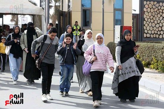 المعرض يشهد اقبالا متزايدا من الزوار المعرض يشهد اقبالا متزايدا من الزوار