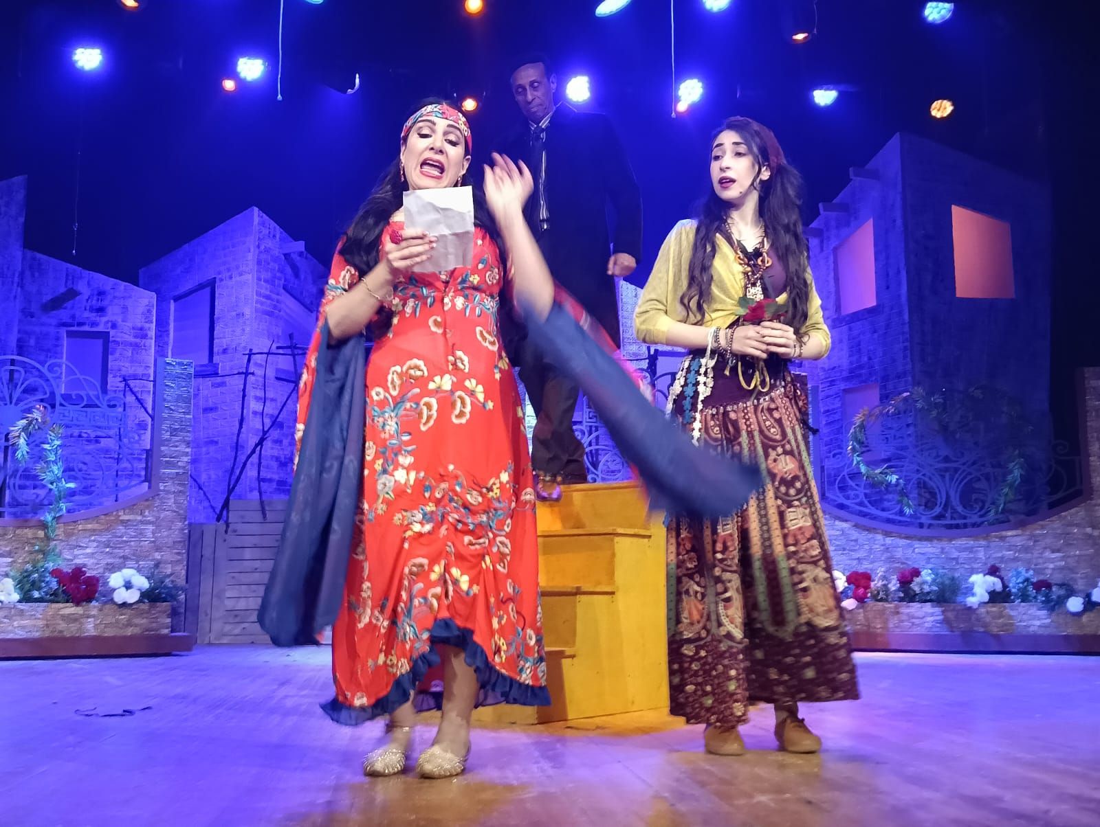 الفنانة ميرنا وليد ومصطفى شوقي الفنانة ميرنا وليد ومصطفى شوقي