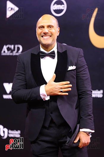 الفنان وليد فواز في حفل الشركة المتحدة الفنان وليد فواز في حفل الشركة المتحدة