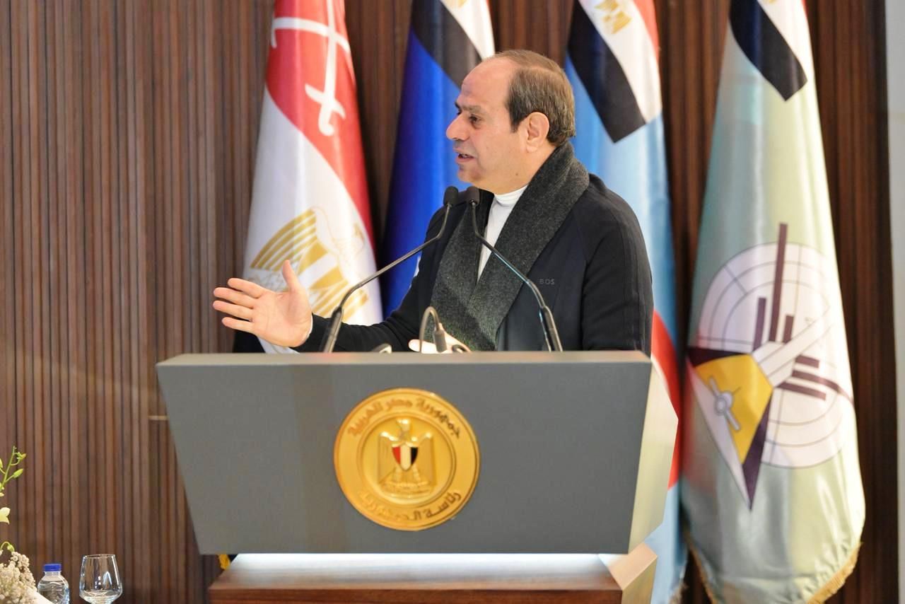 الرئيس السيسى يلقى كلمة بالأكاديمة العسكرية الرئيس السيسى يلقى كلمة بالأكاديمة العسكرية