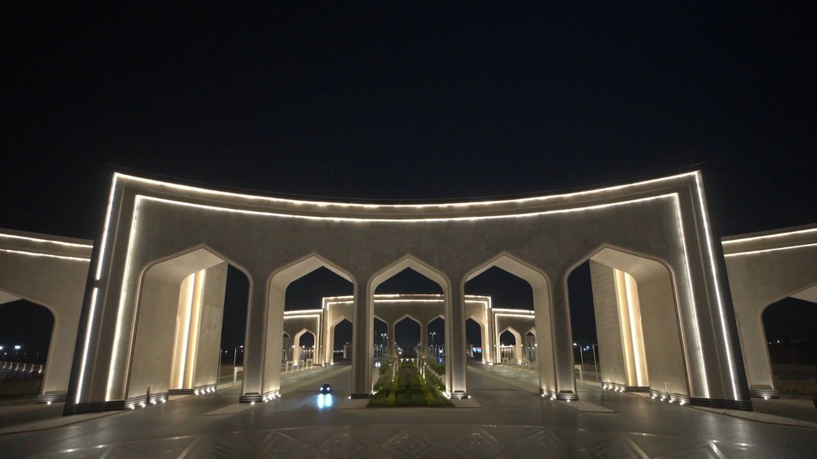 العاصمة الجديدة جاهزة لاستقبال مختلف الفعاليات (1) العاصمة الجديدة جاهزة لاستقبال مختلف الفعاليات (1)