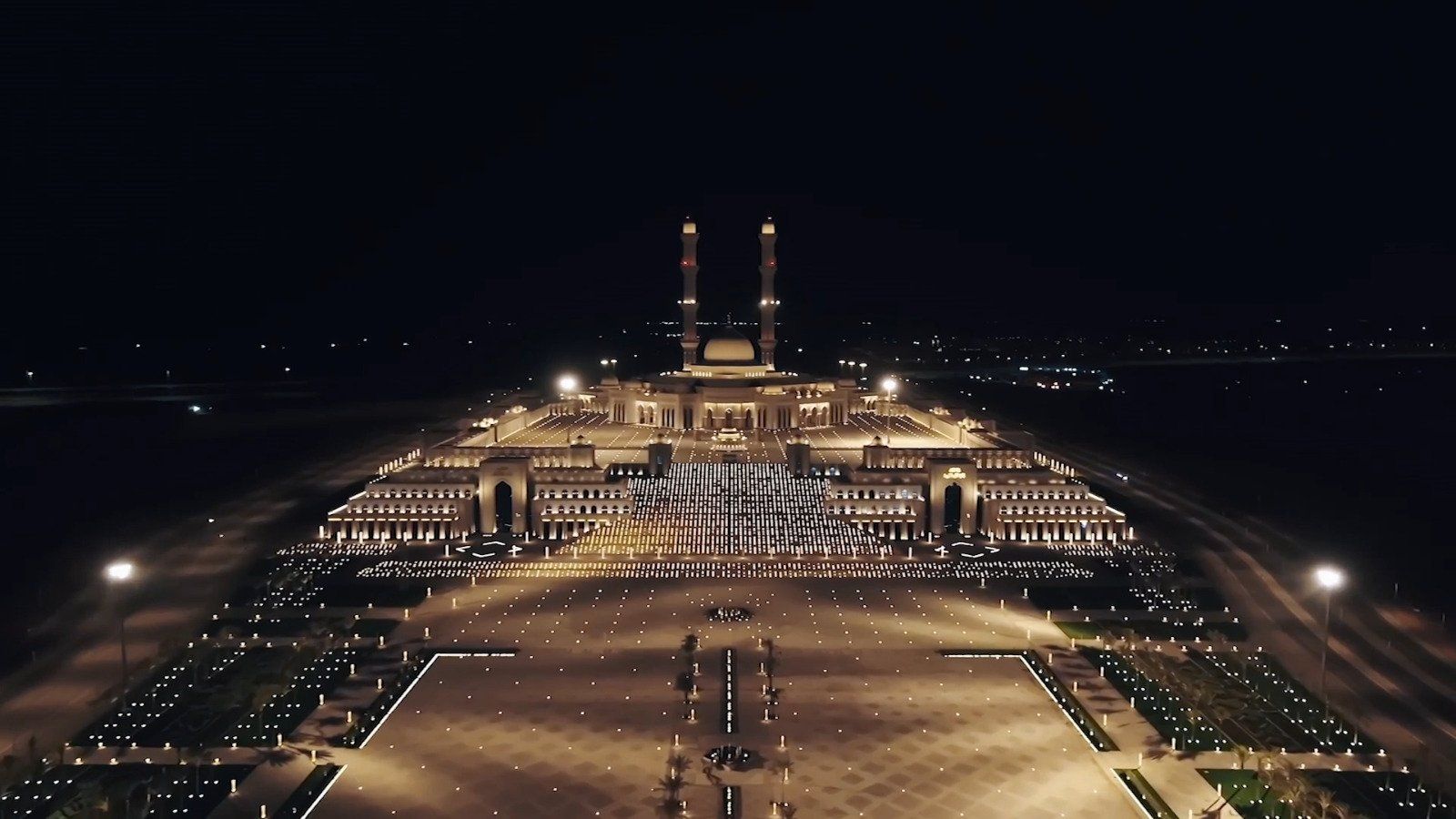 العاصمة الجديدة جاهزة لاستقبال مختلف الفعاليات (7) العاصمة الجديدة جاهزة لاستقبال مختلف الفعاليات (7)