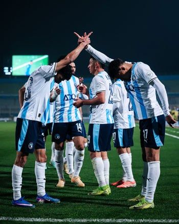 بيراميدز يحتفل بالهدف الأول