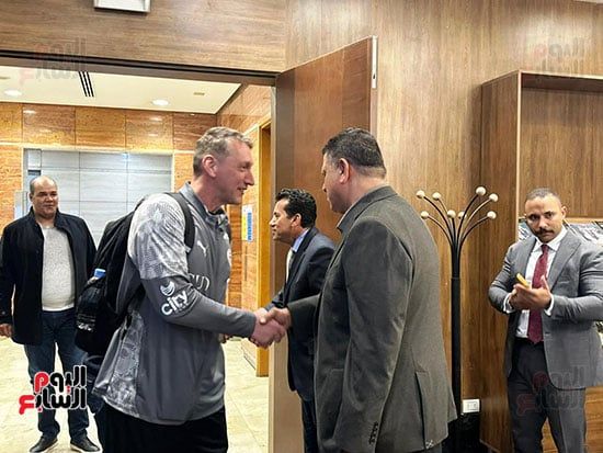 وزير-الشباب-يستقبل-أبطال-كرة-اليد-بمطار-القاهرة وزير-الشباب-يستقبل-أبطال-كرة-اليد-بمطار-القاهرة