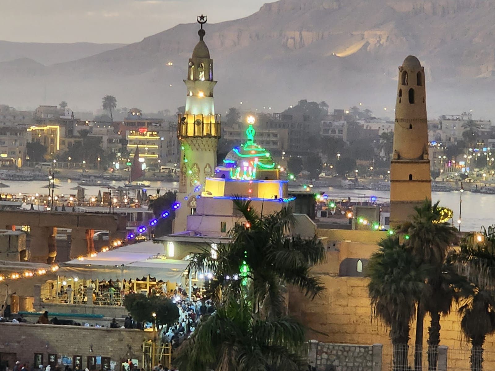 ساحة سيدي أبو الحجاج الأقصرى