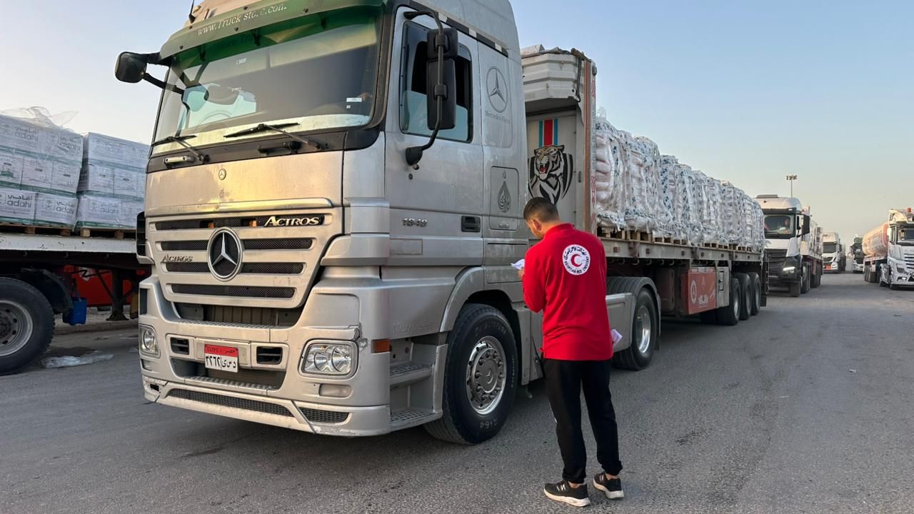 مساعدات مصر إلى غزة