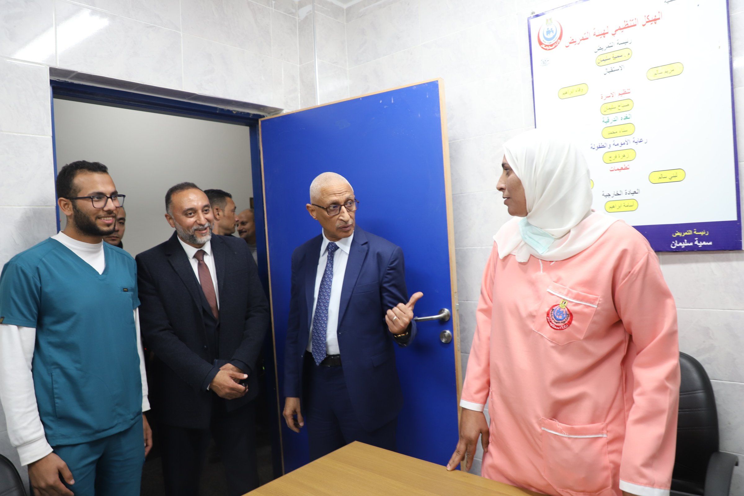 تفقد محافظ شمال سيناء المستشفيات تفقد محافظ شمال سيناء المستشفيات