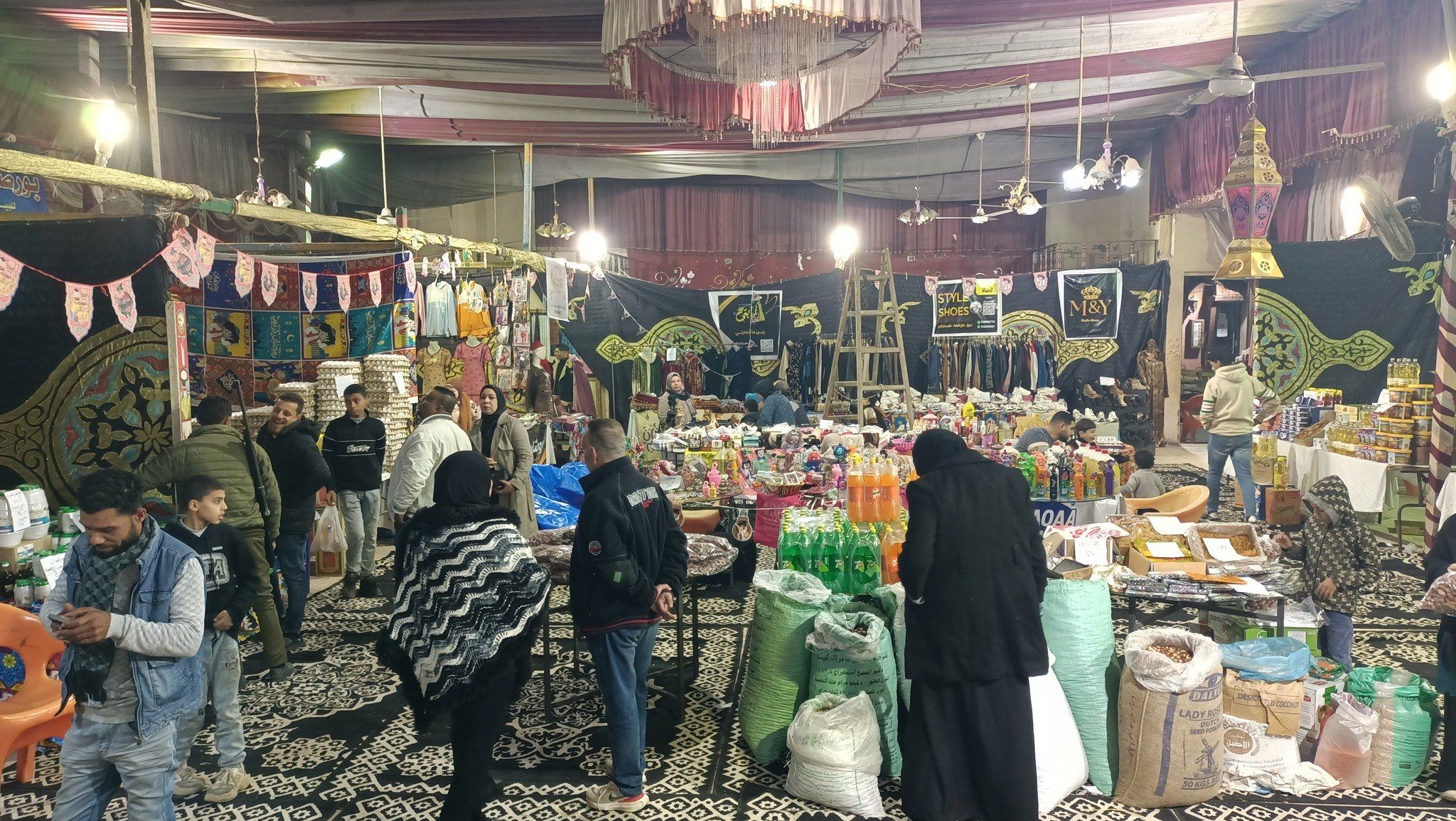 تنوع المعروضات تنوع المعروضات