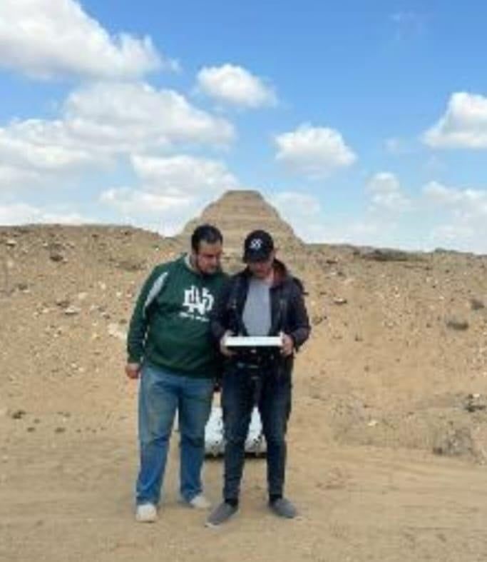 الكشف عن معالم أثرية وهياكل مدفونة بمنطقة سقارة الكشف عن معالم أثرية وهياكل مدفونة بمنطقة سقارة