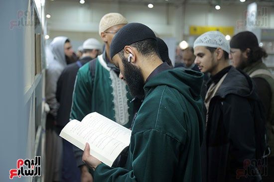 معرض الكتاب (10) معرض الكتاب (10)