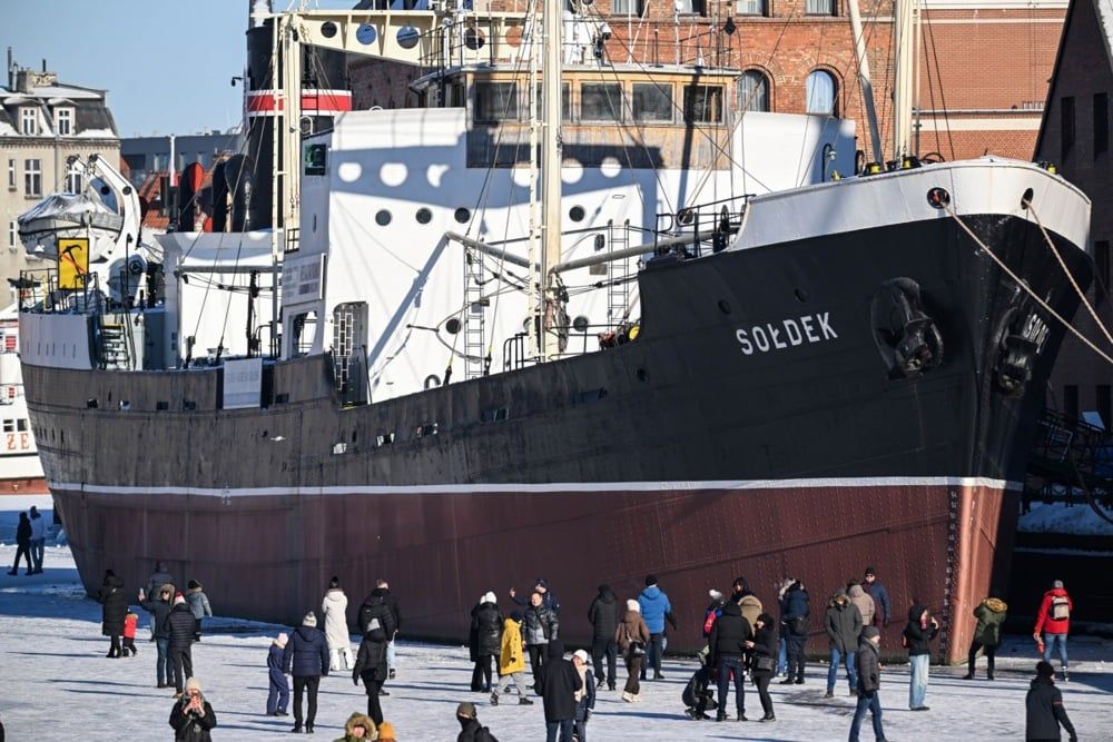 تجمد نهر موتلاوا (9) تجمد نهر موتلاوا (9)