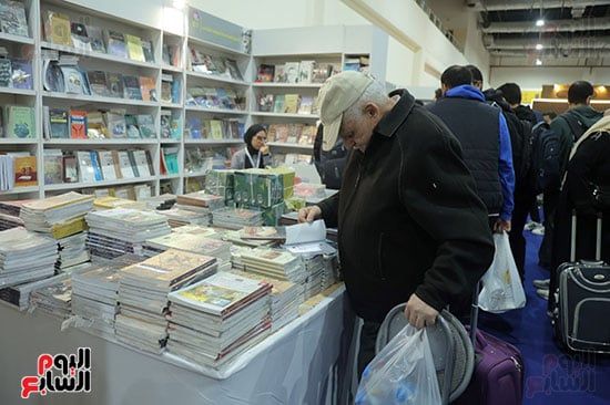 معرض الكتاب (5) معرض الكتاب (5)