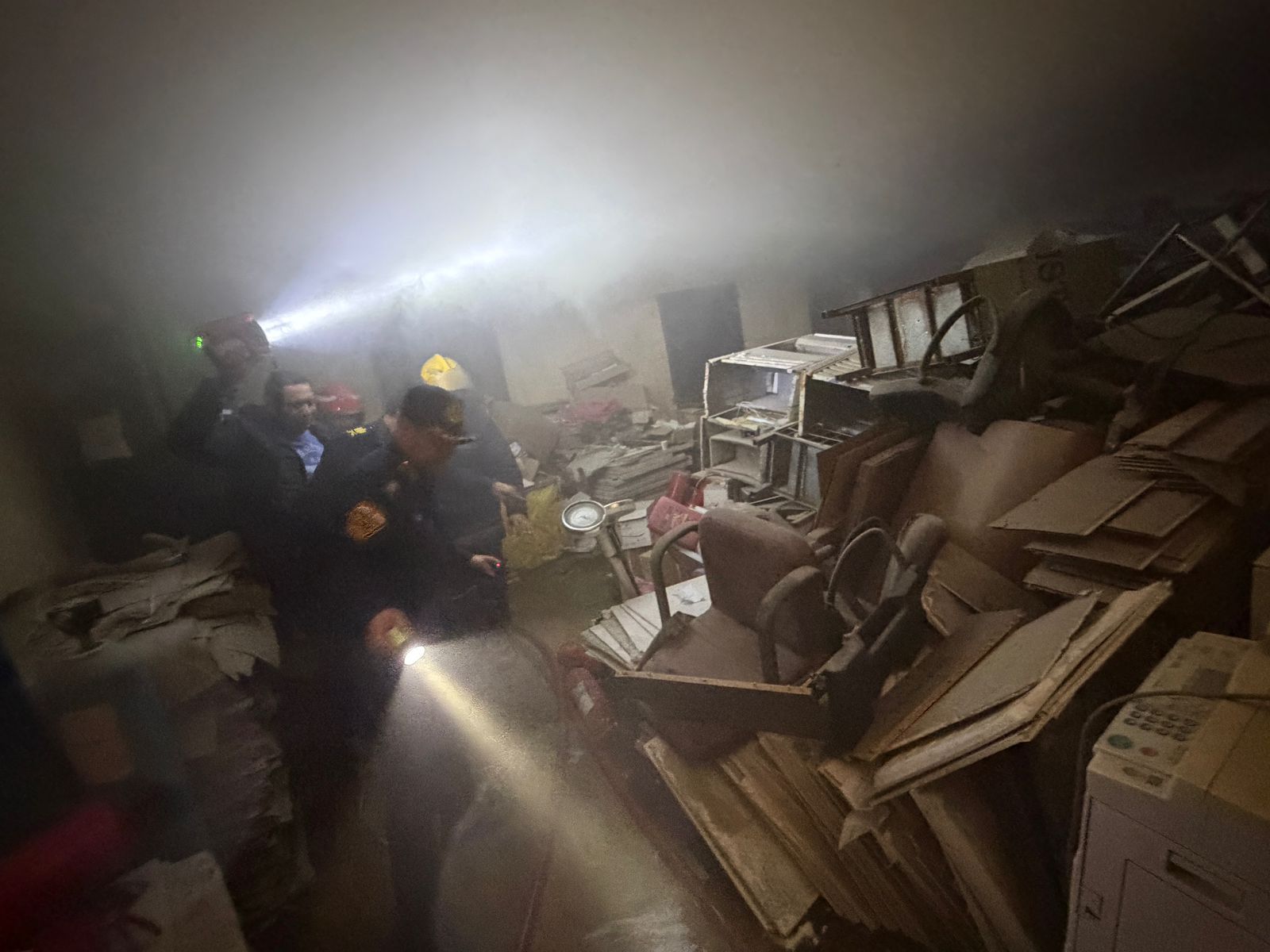 عمليات اخماد الحريق