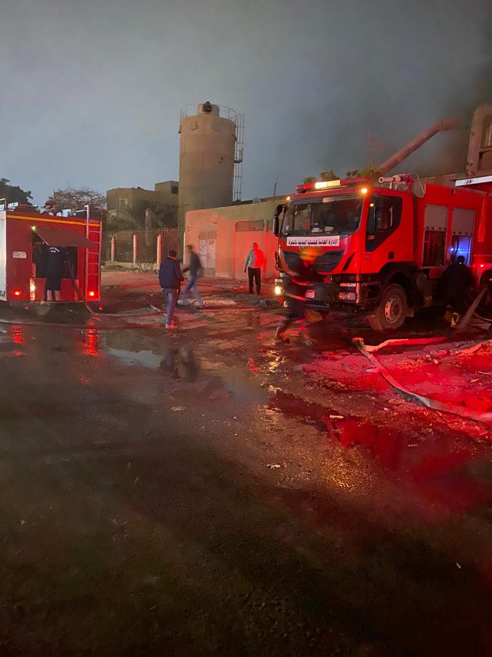 سيارات الإطفاء سيارات الإطفاء