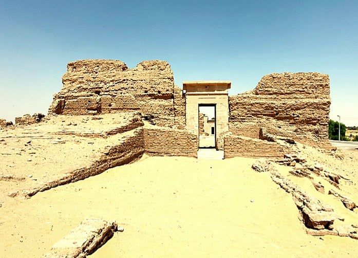 حصن الزيان قلعة الرقابة على طريق درب الأربعين