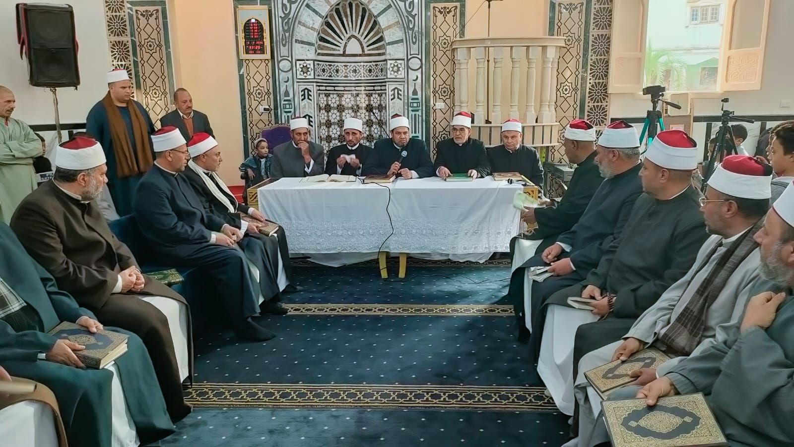 مقارئ للأئمة مقارئ للأئمة