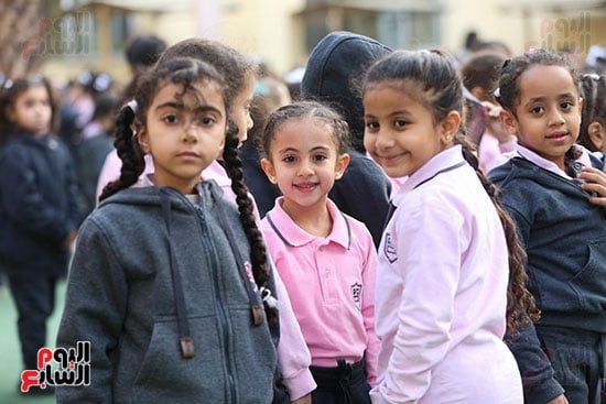 بداية الفصل الدراسي الثاني (2)