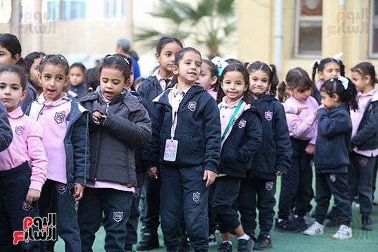 بداية الفصل الدراسي الثاني (3)