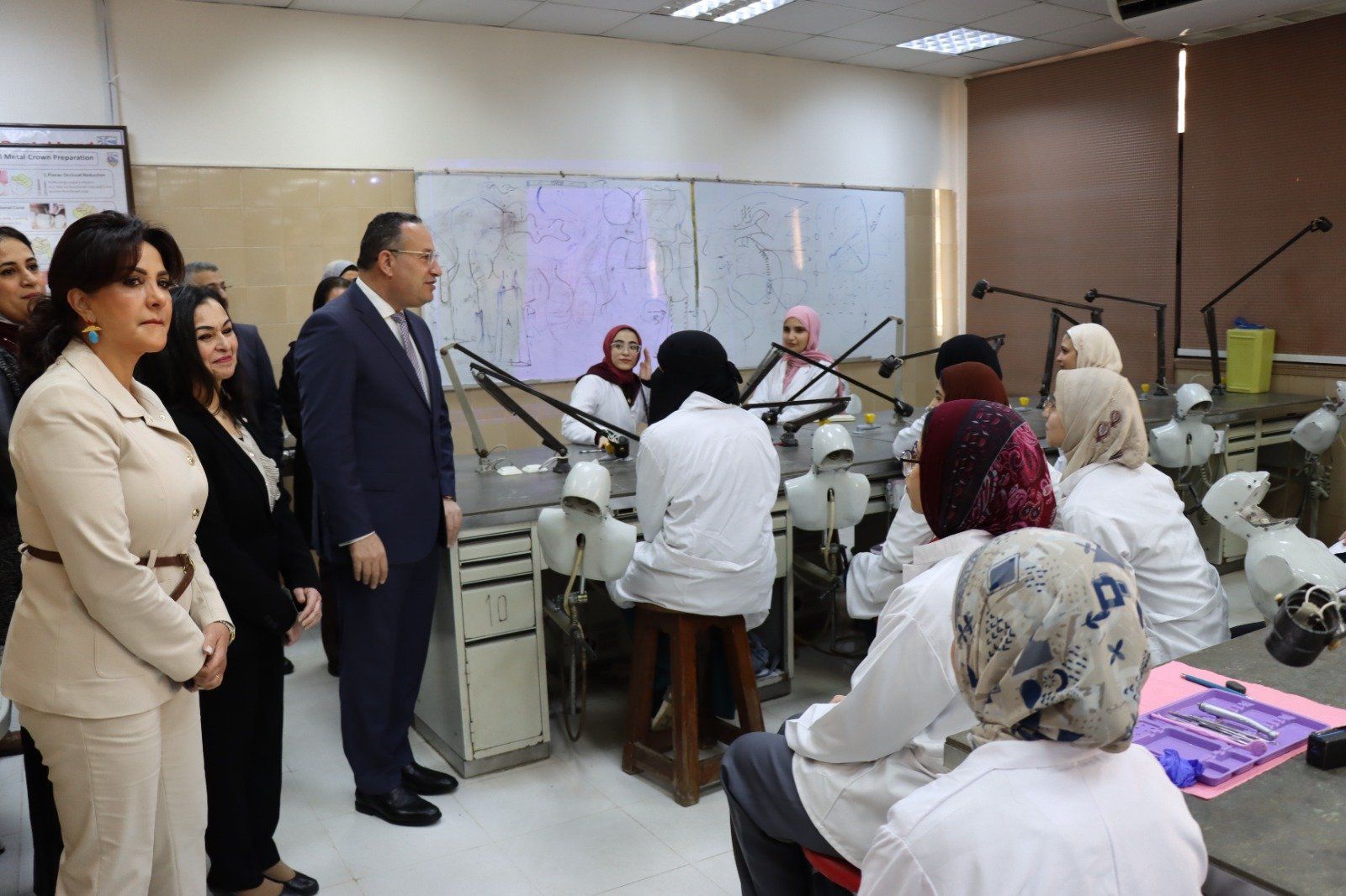 تنسيق مواعيد اليوم الجامعى