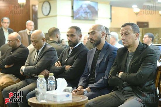 توافد قضاة محاكم الاستئناف إلى عزاء المستشار ناجى شحاتة