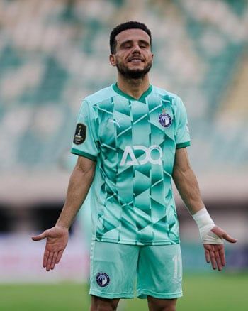 احتفال مصطفى فتحى بهدف التعادل