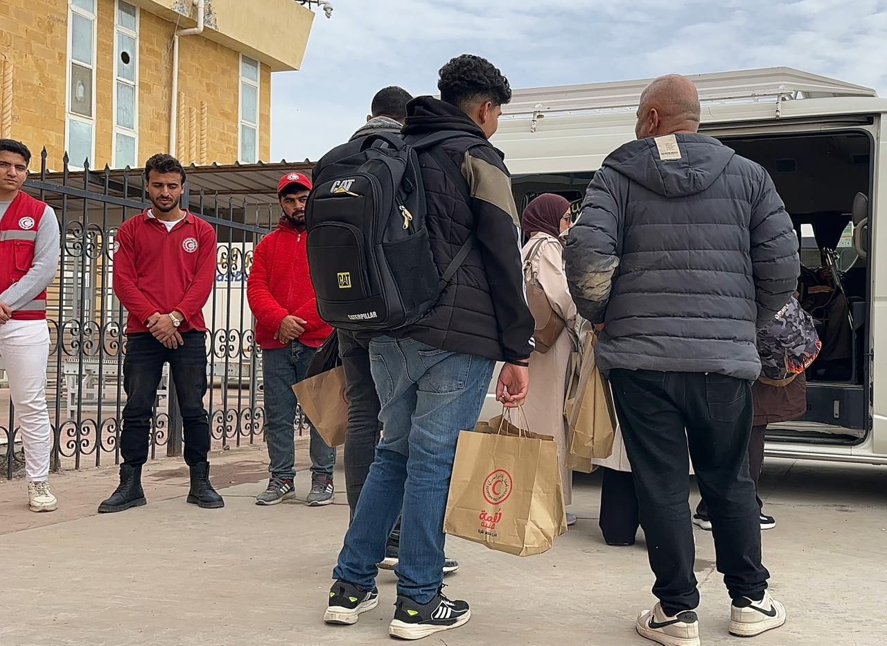 قوافل زاد العزة الى غزة