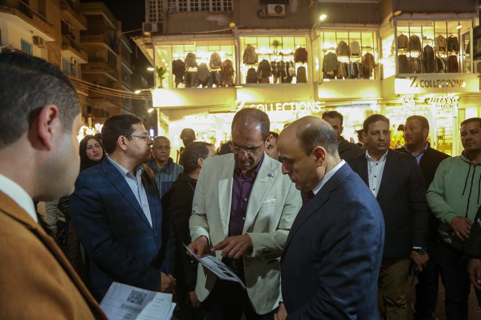 محافظ كفرالشيخ يتفقد سيارة المركز التكنولوجي المتنقل بشارع الخليفة المأمون