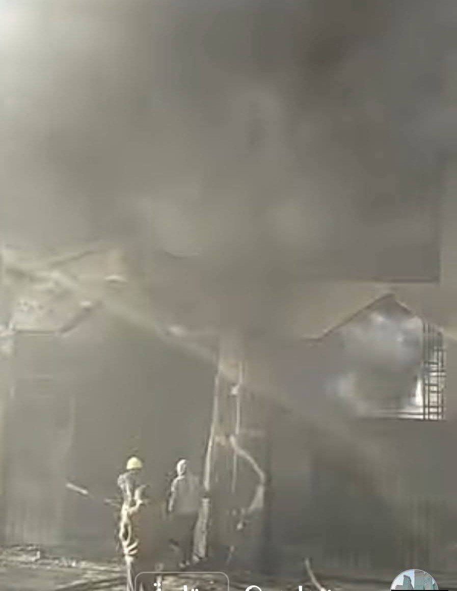 السيطرة علي حريق مصنع برج العرب بالإسكندرية