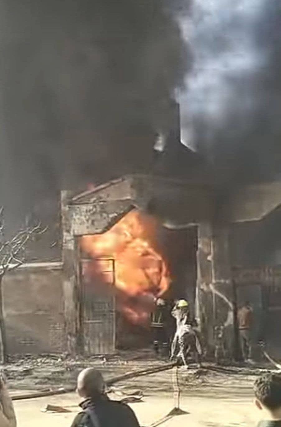 حريق مصنع في برج العرب بالإسكندرية