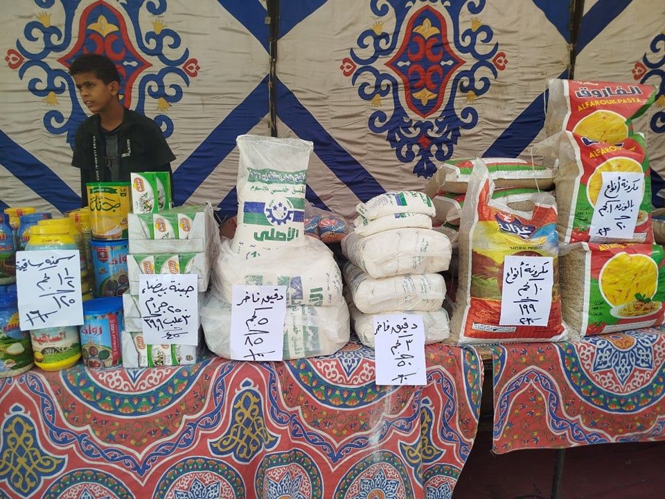 خصومات على كل المنتجات والسلع بأسعار مخفضة قبل دخول الشهر الكريم بالأقصر