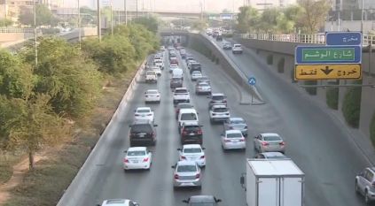 كثافة مرورية على طريق الملك فهد في الرياض