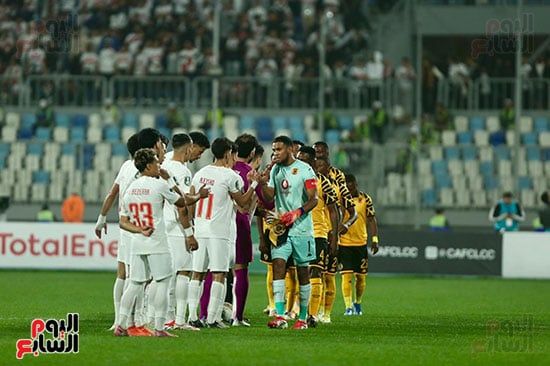 بداية المباراة بداية المباراة