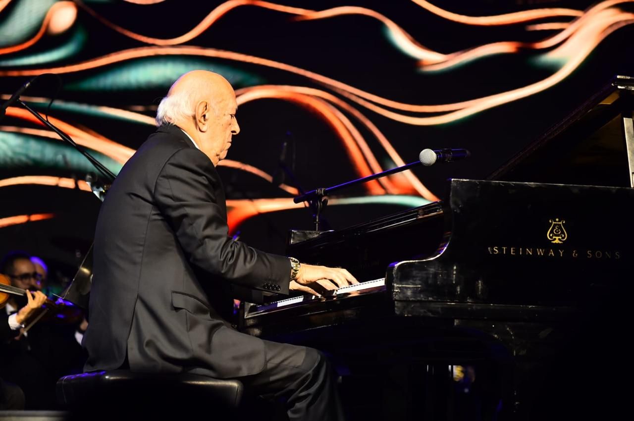 عمر خيرت عمر خيرت