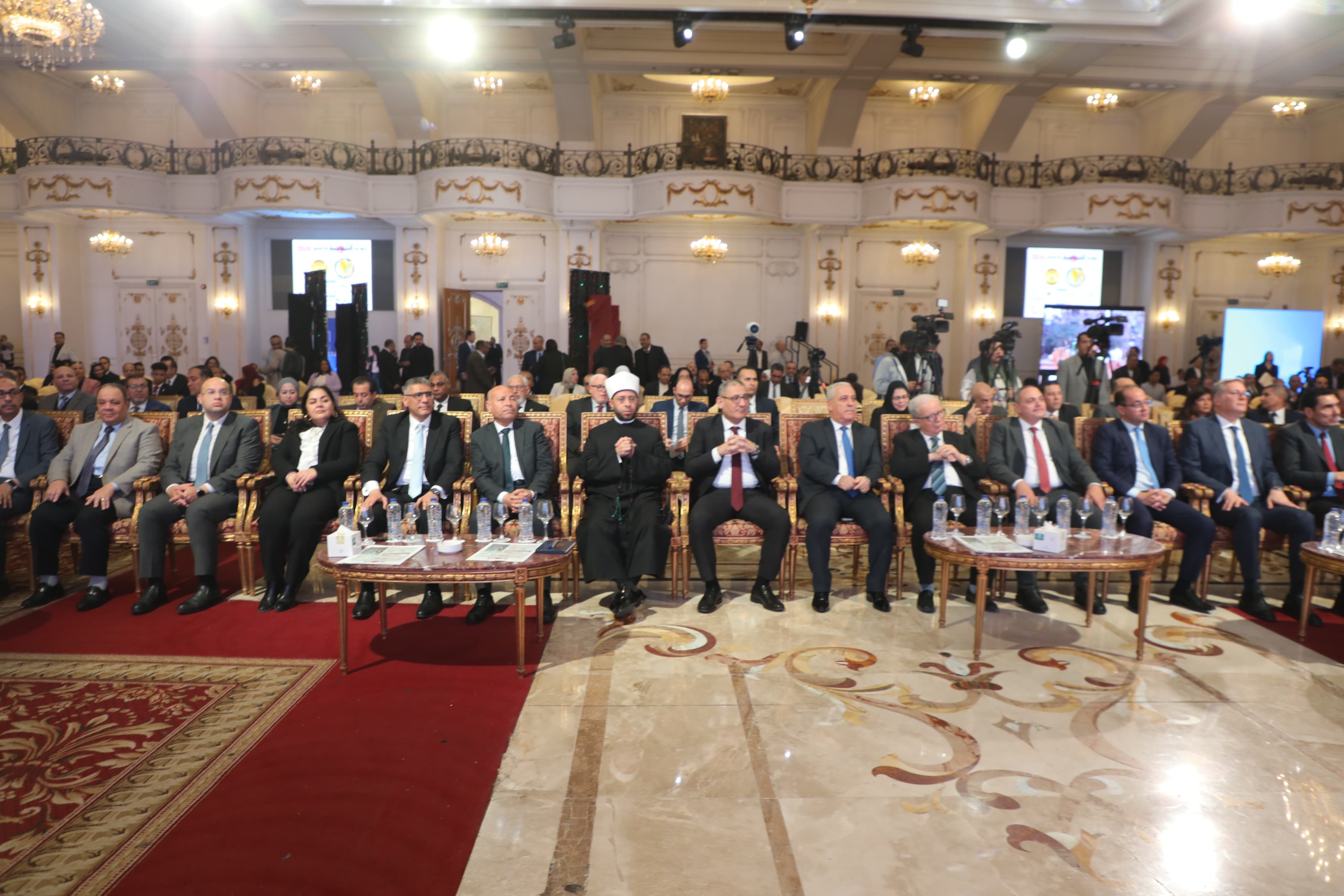 محافظ القاهرة يشهد مؤتمر الجمهورية الخامس 2026