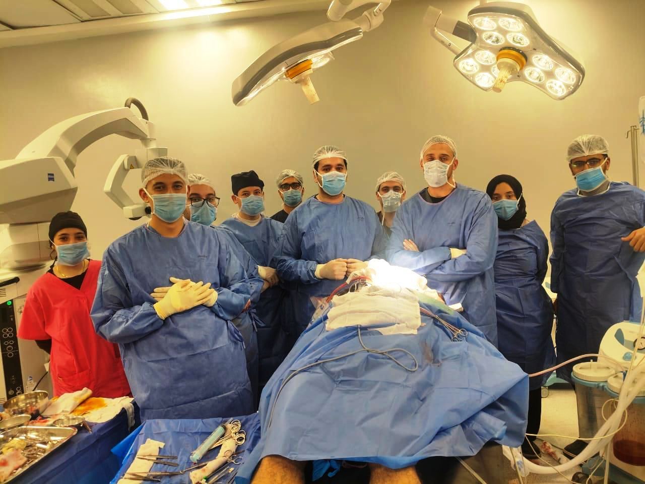 نجاح جراحة عاجلة لإنقاذ مصاب بآلة حادة نافذة بالمخ بمستشفى طوارئ قصر العينى (3)